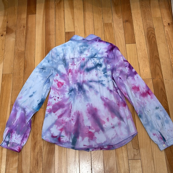 Tye dye button up shirt - Picture 7 of 9